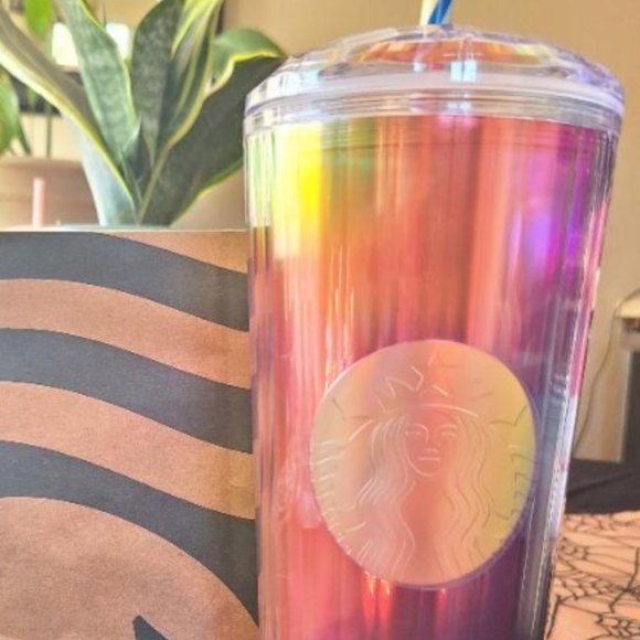 Starbucks Pride Kaleidoscope 2021 Edition - Picture 2 of 5